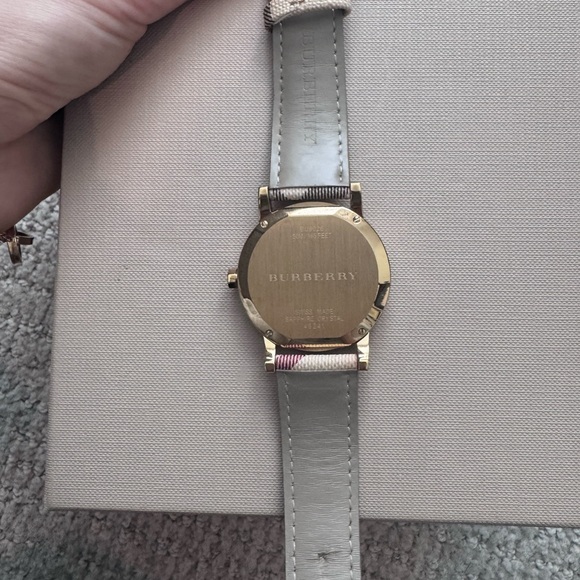 Burberry Watch - Picture 6 of 10